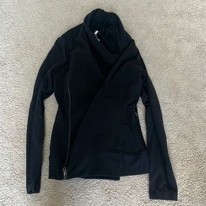 Lululemon Bhakti Yoga Jacket. Size 6.